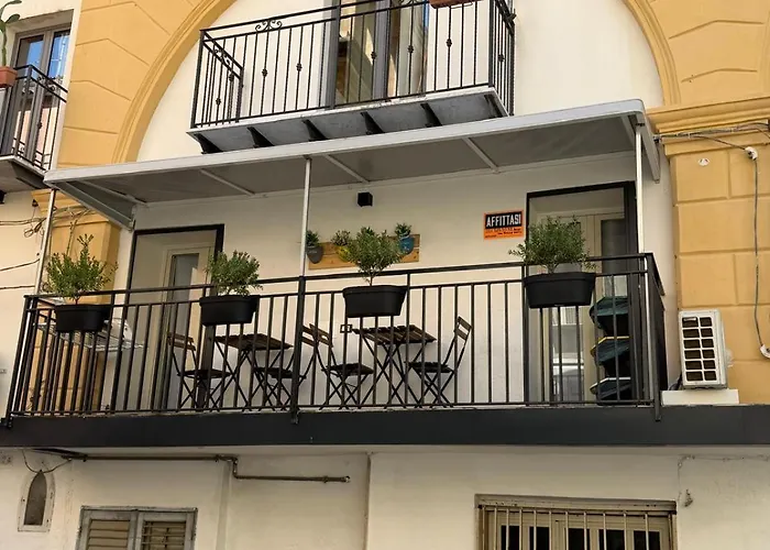 Apartment Maison Salita Chiesa 18